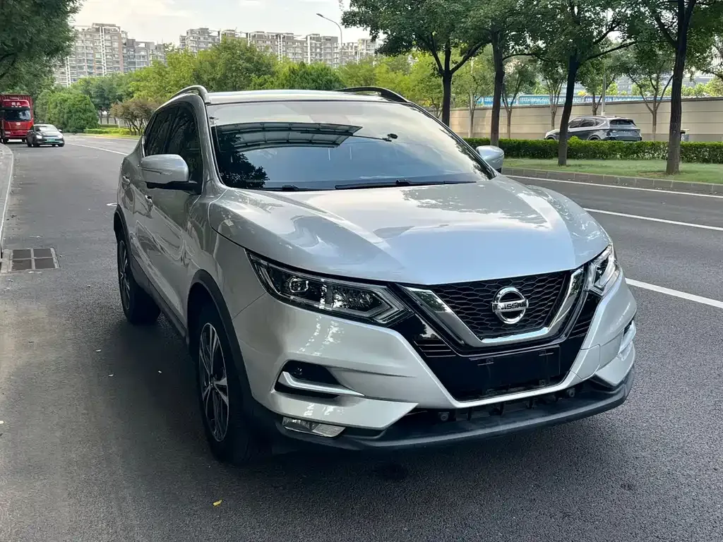 Nissan Qashqai — фото 3
