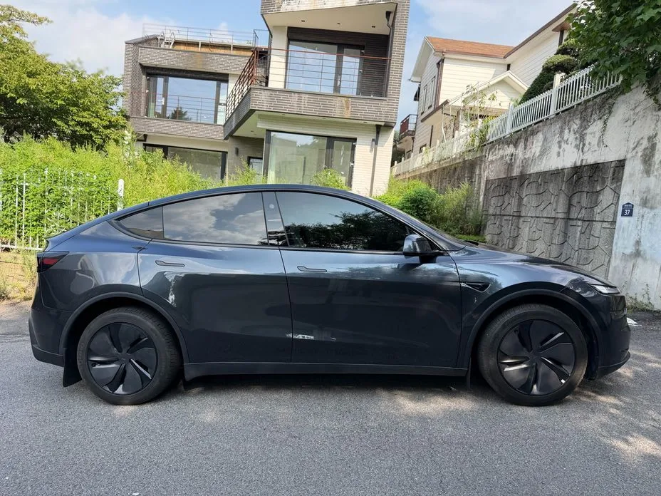 Tesla Model Y — фото 5