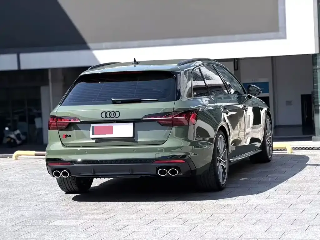 Audi S4 — фото 4