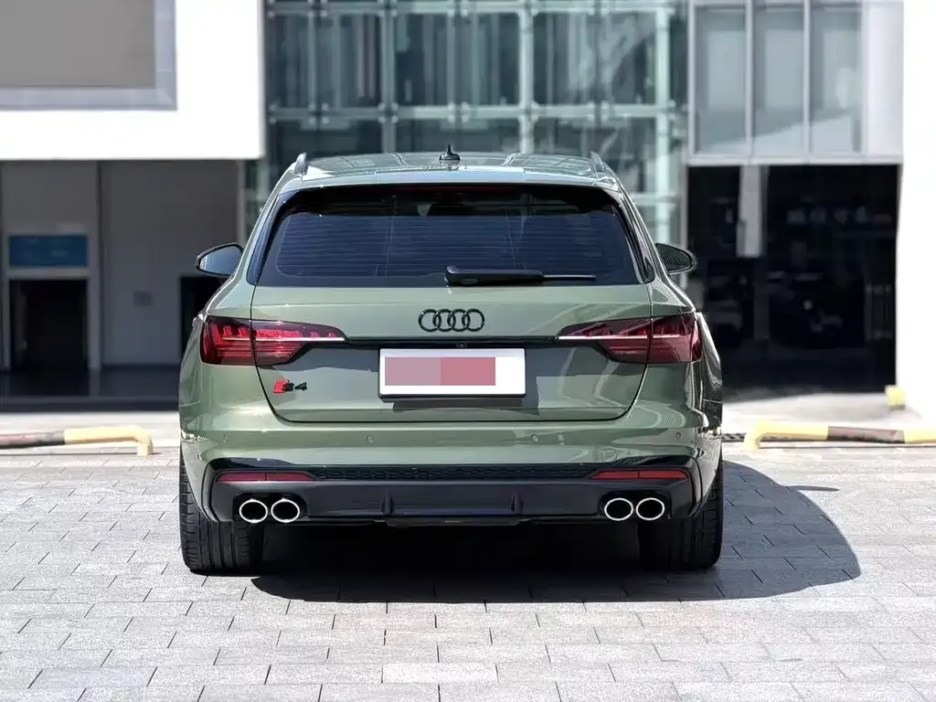 Audi S4 — фото 2