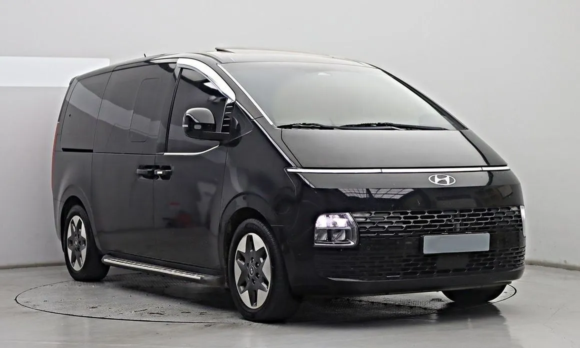 Hyundai Staria — фото 2