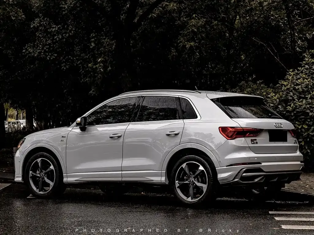 Audi Q3 — фото 9