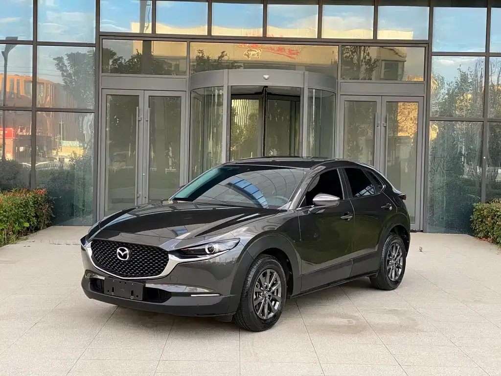Mazda CX-30 — фото 1