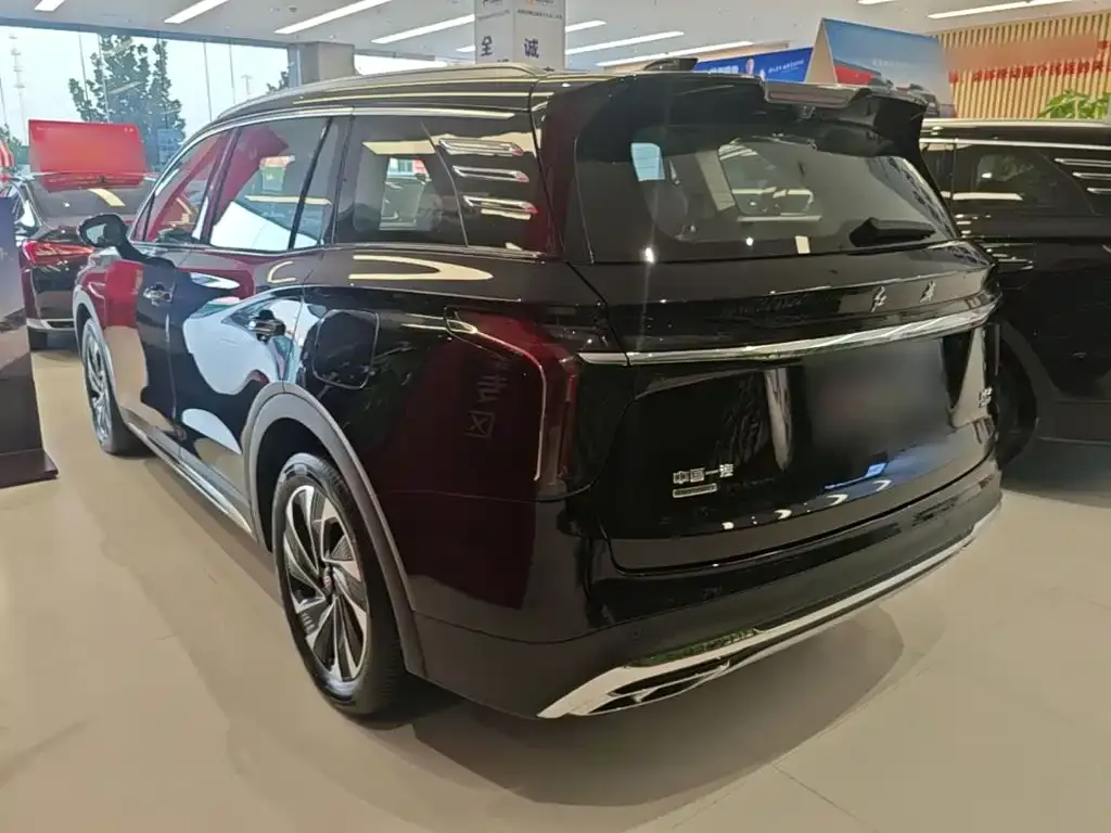 Hongqi HS7 PHEV — фото 9