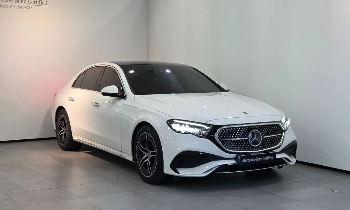 Mercedes-Benz E-Class — фото 1