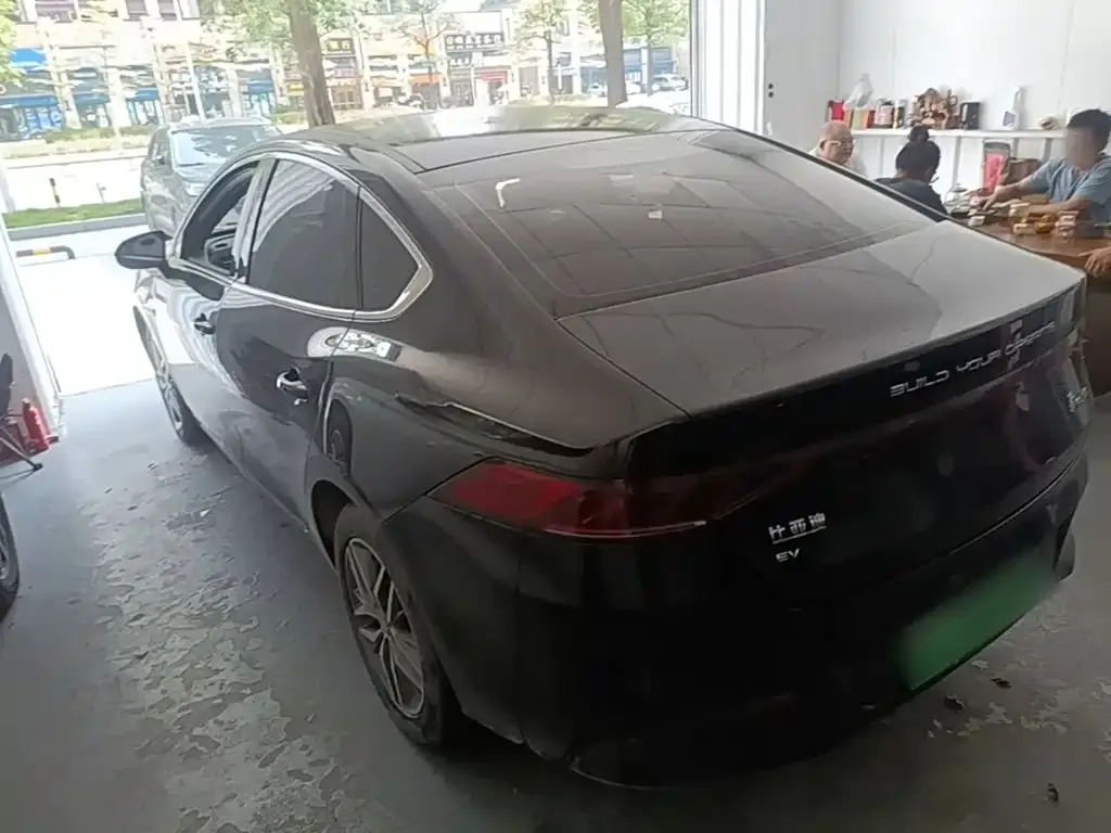 BYD Qin PLUS — фото 8