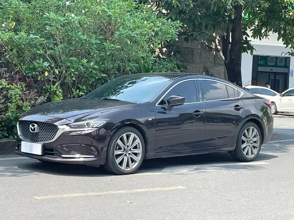 Mazda Atenza — фото 1