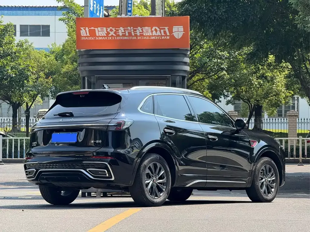 Hongqi HS5 — фото 2