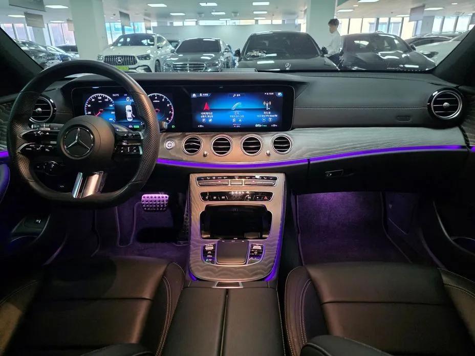 Mercedes-Benz E-Class — фото 10