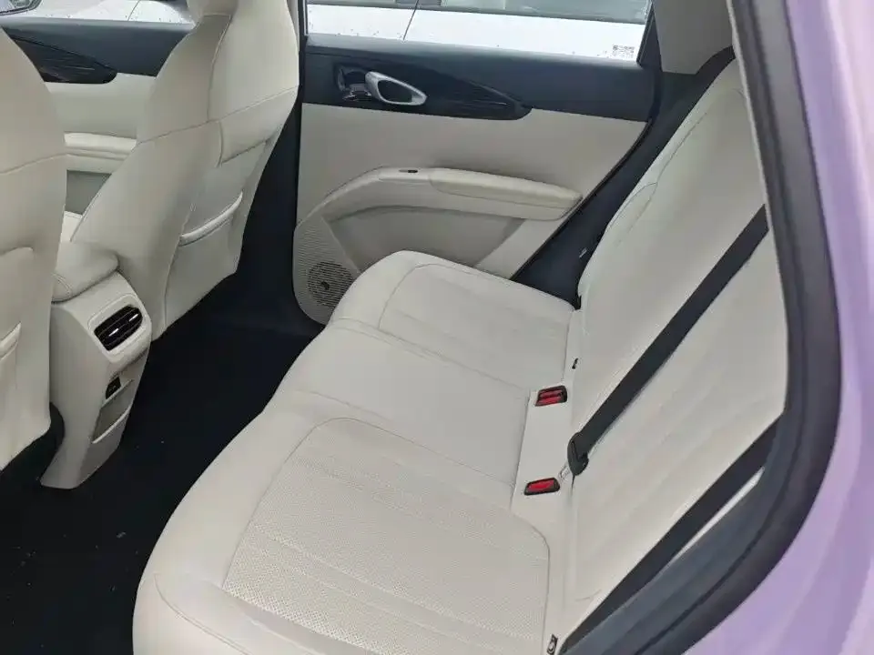 Geely Starburst — фото 2