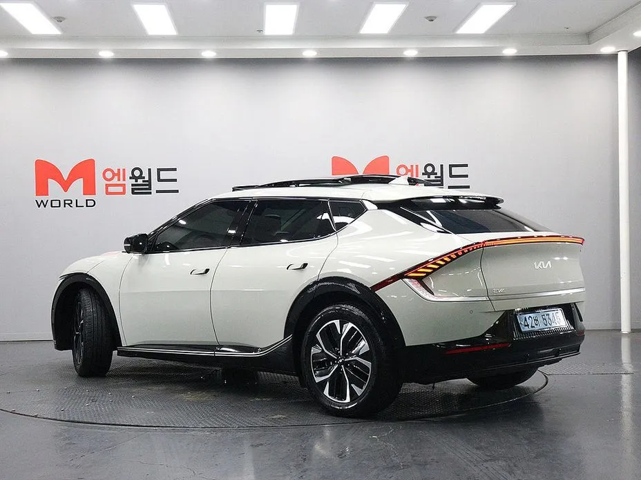 Kia EV6 — фото 5