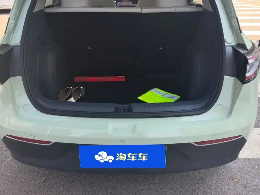 Geely Starburst — фото 3