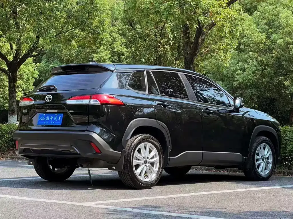 Toyota Corolla Cross — фото 6