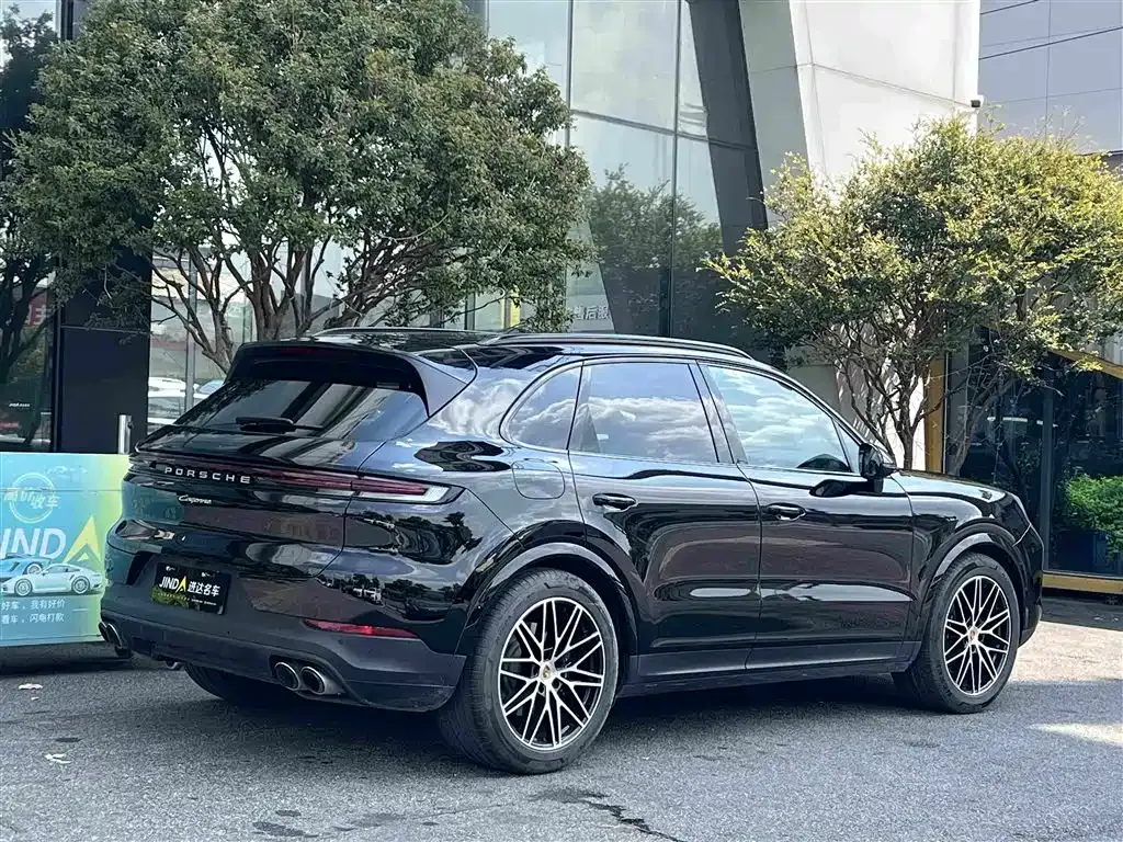 Porsche Cayenne — фото 6