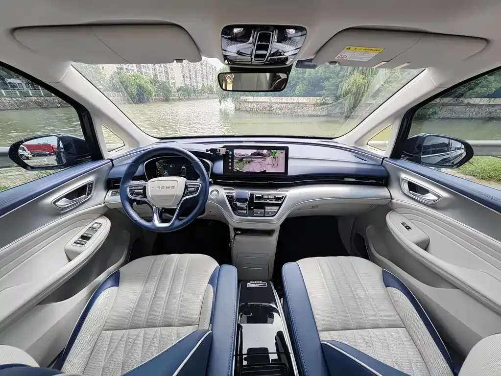 Roewe iMAX8 — фото 3