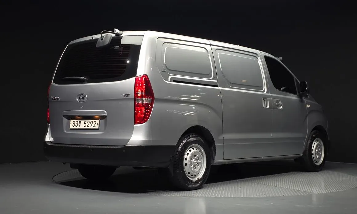 Hyundai Starex — фото 7