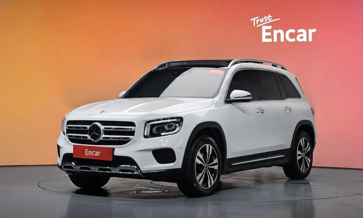 Mercedes-Benz GLB-Class — фото 1