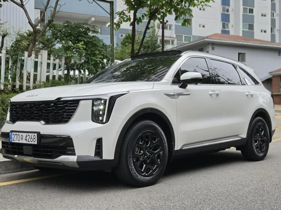 Kia Sorento — фото 1