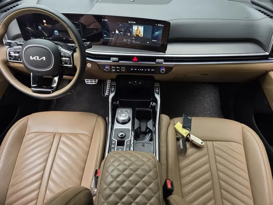 Kia Sorento — фото 9