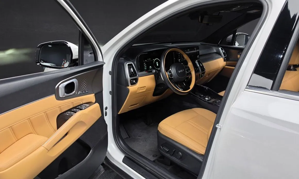 Kia Sorento — фото 3