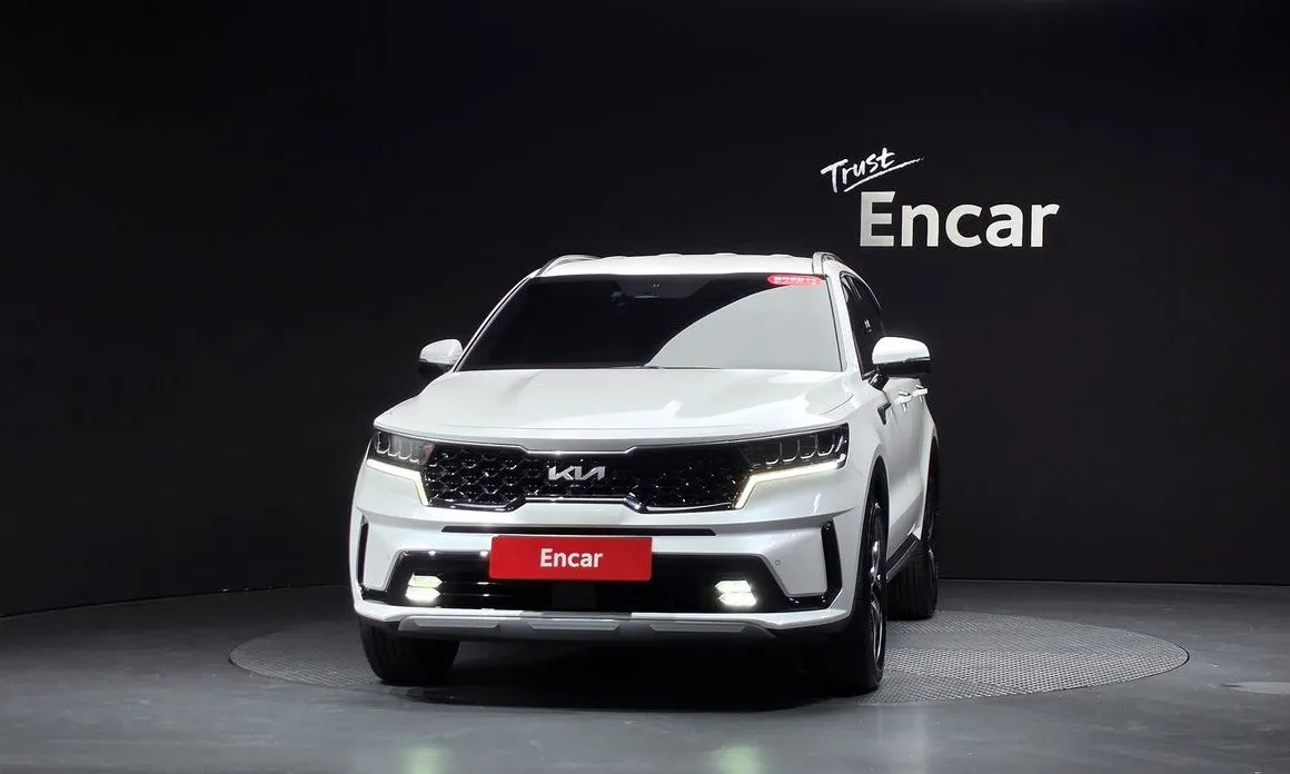 Kia Sorento — фото 6