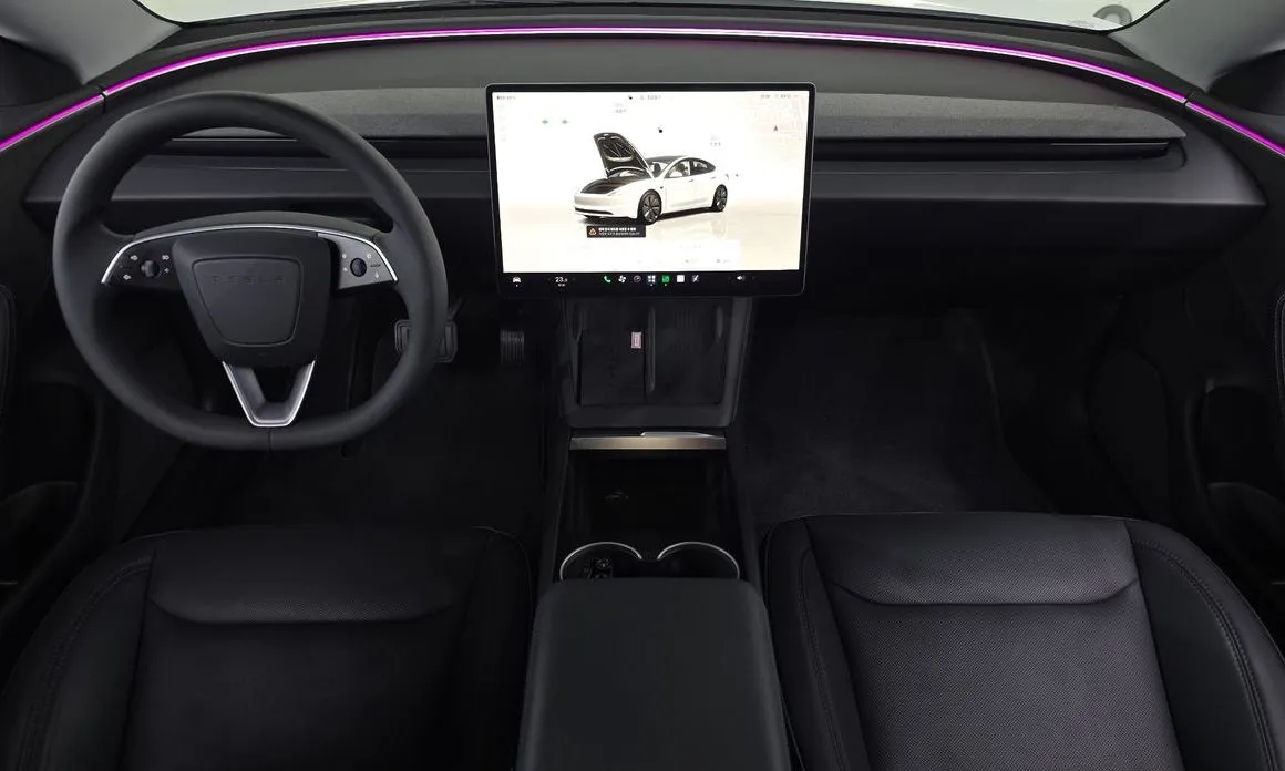 Tesla Model 3 — фото 5