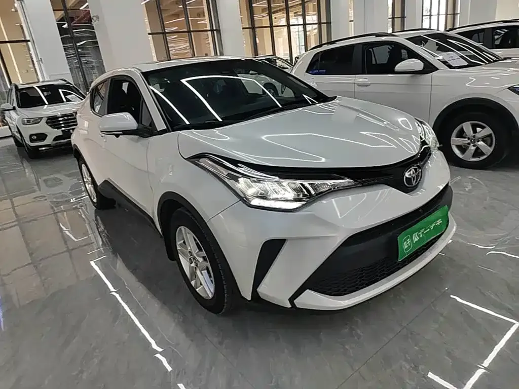 Toyota C-HR — фото 6