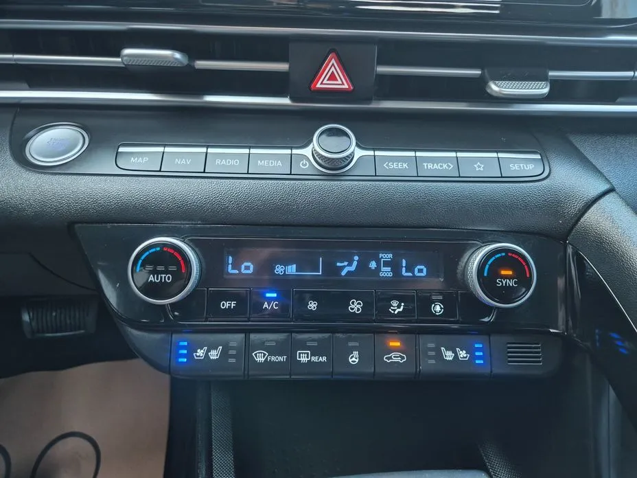 Hyundai AVANTE — фото 9