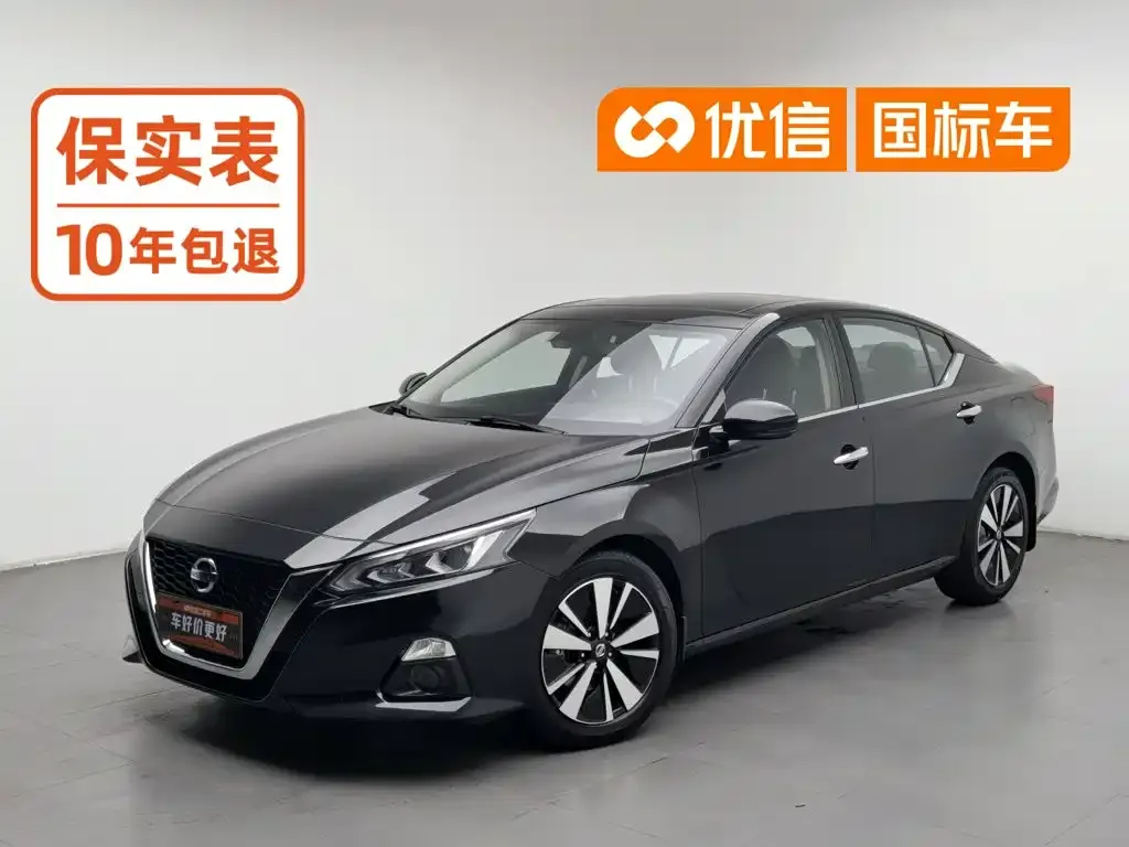 Nissan Teana — фото 1