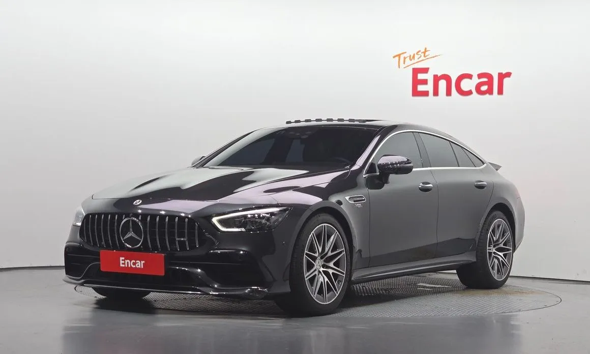Mercedes-Benz AMG GT — фото 1
