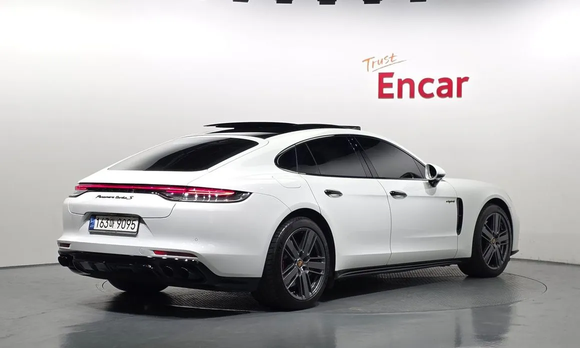 Porsche Panamera — фото 3