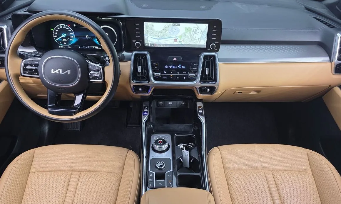 Kia Sorento — фото 10