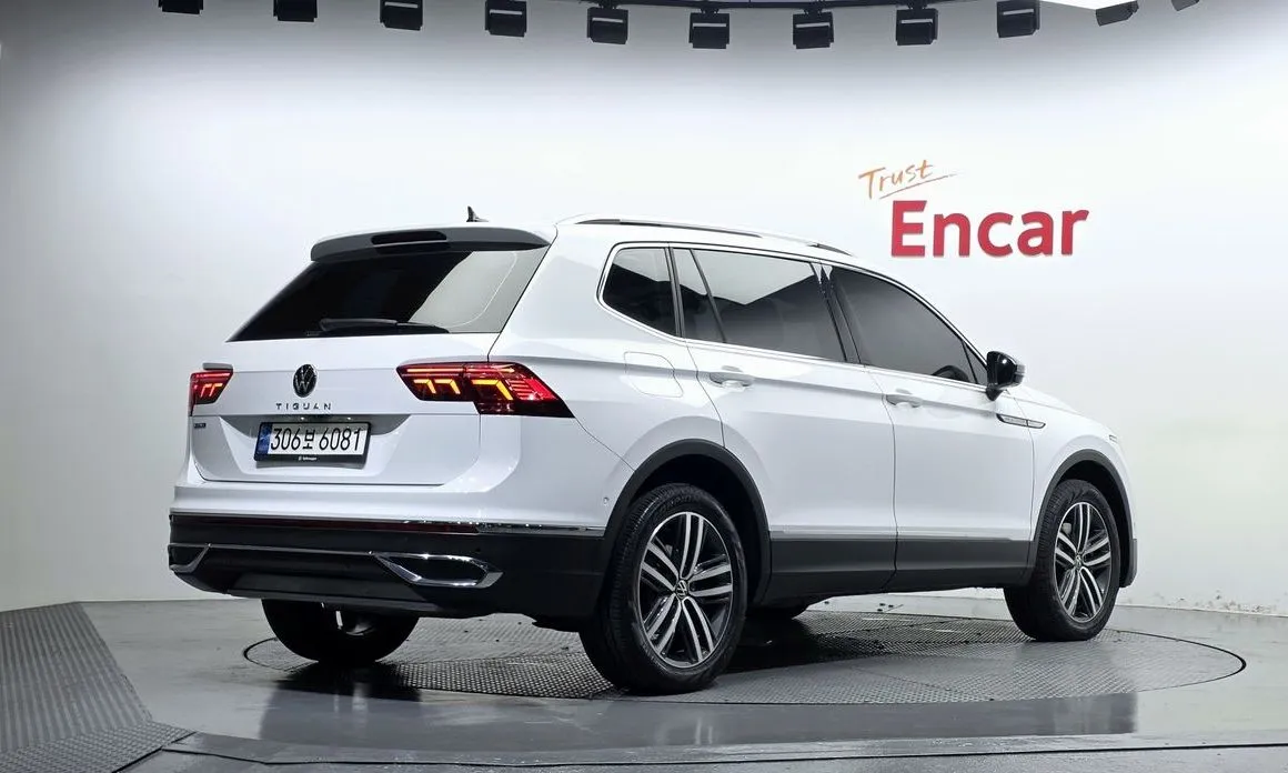 Volkswagen Tiguan — фото 4