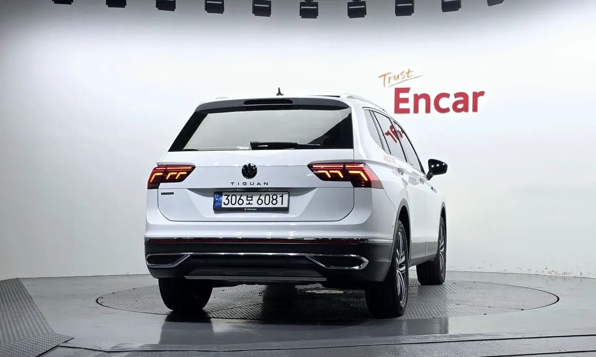 Volkswagen Tiguan — фото 6