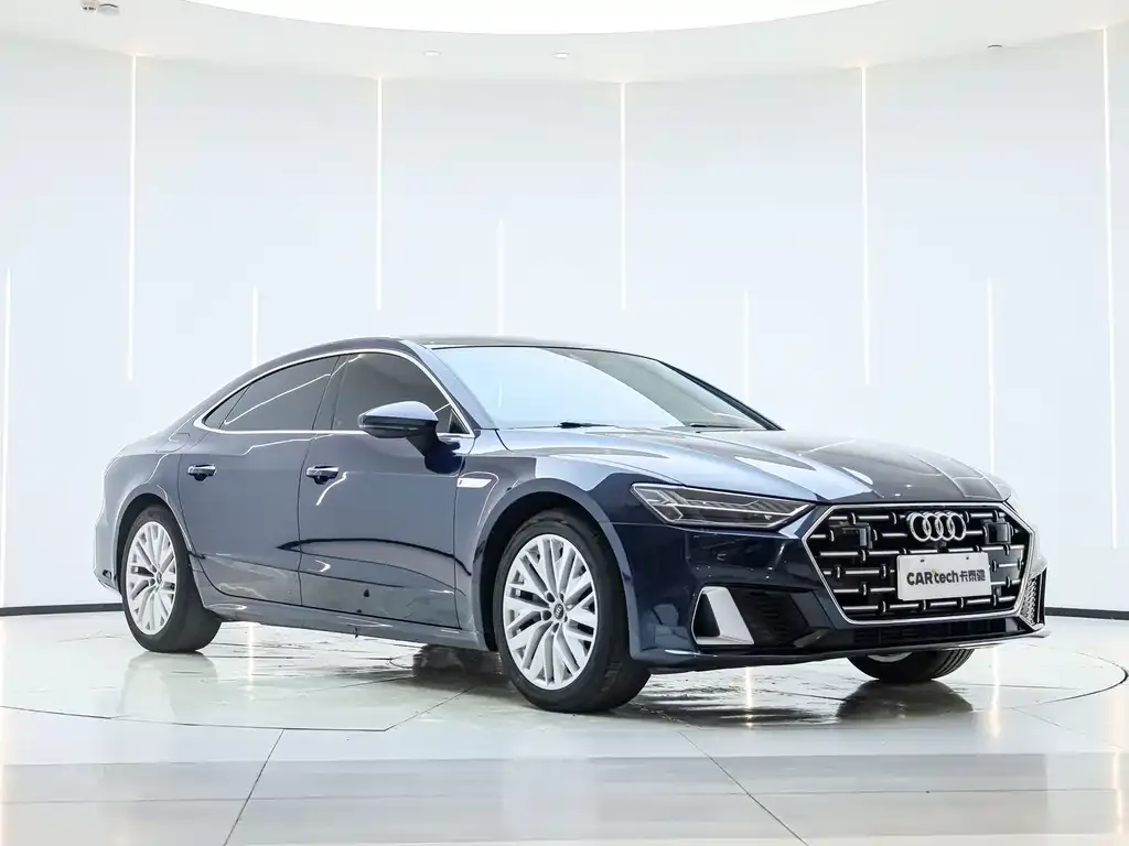 Audi A7L — фото 9