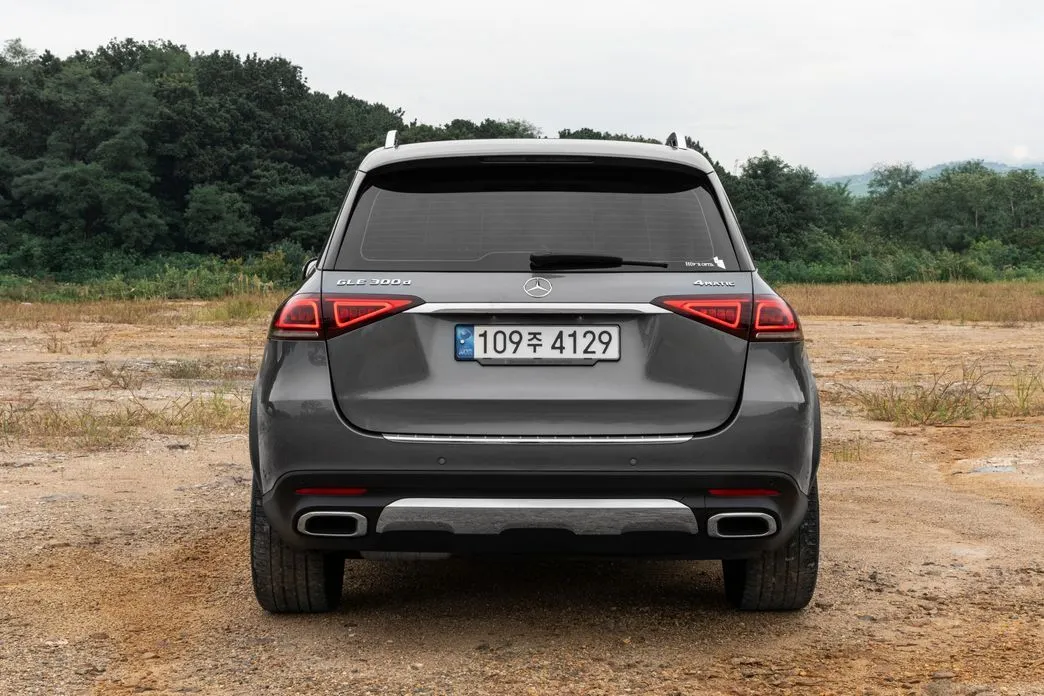 Mercedes-Benz GLE-Class — фото 9