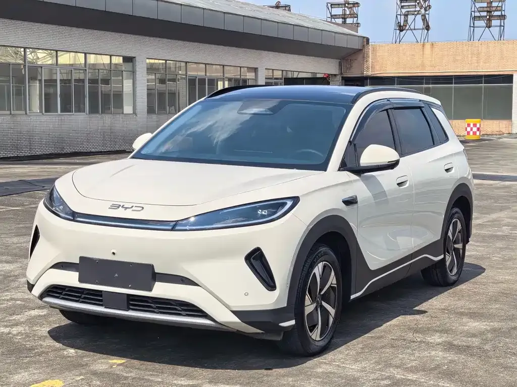 BYD Sealion 05 EV — фото 1