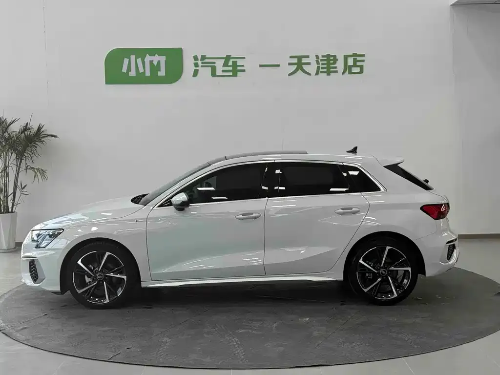 Audi A3 — фото 2