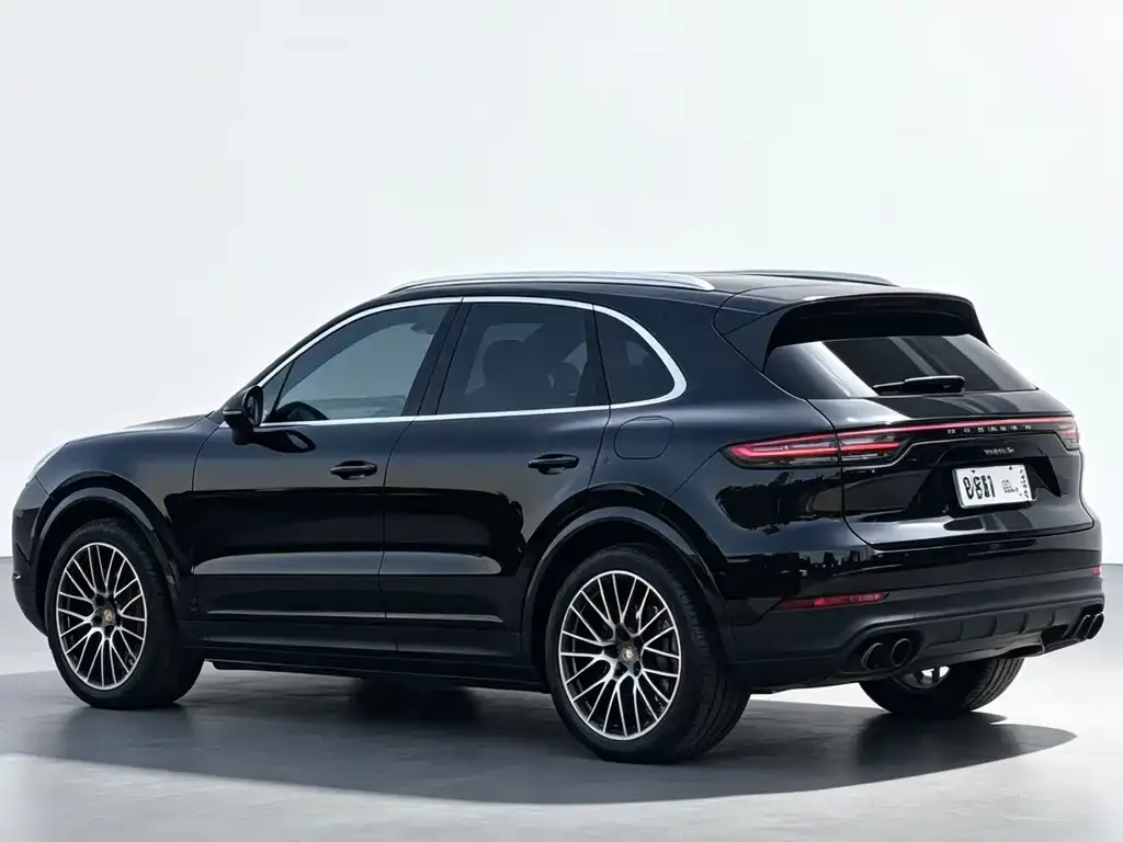 Porsche Cayenne — фото 5