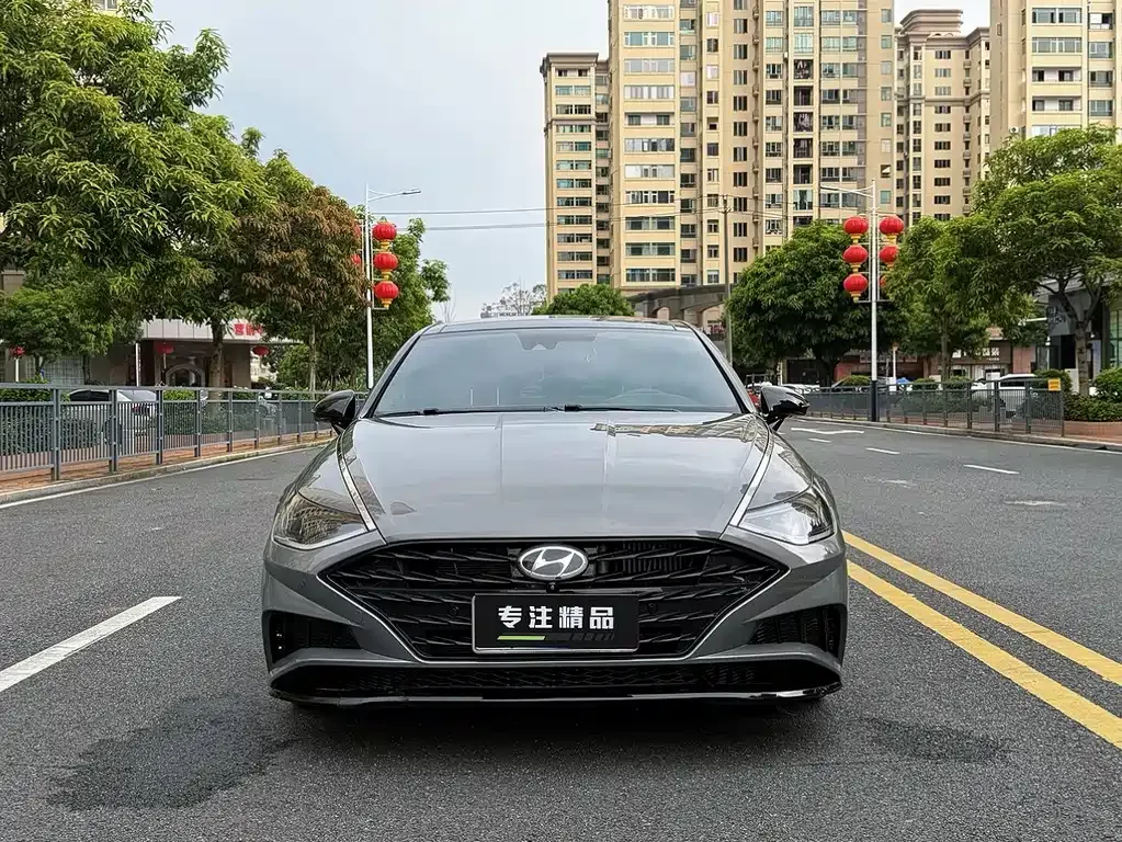Hyundai Sonata — фото 9