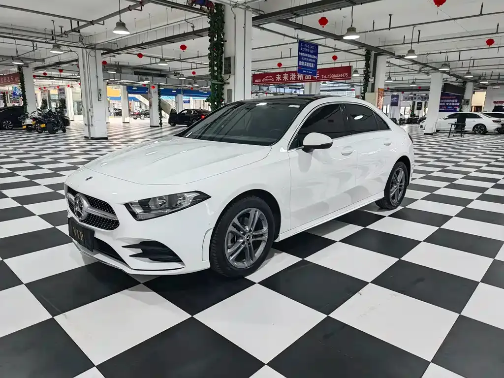 Mercedes-Benz A-Class — фото 1