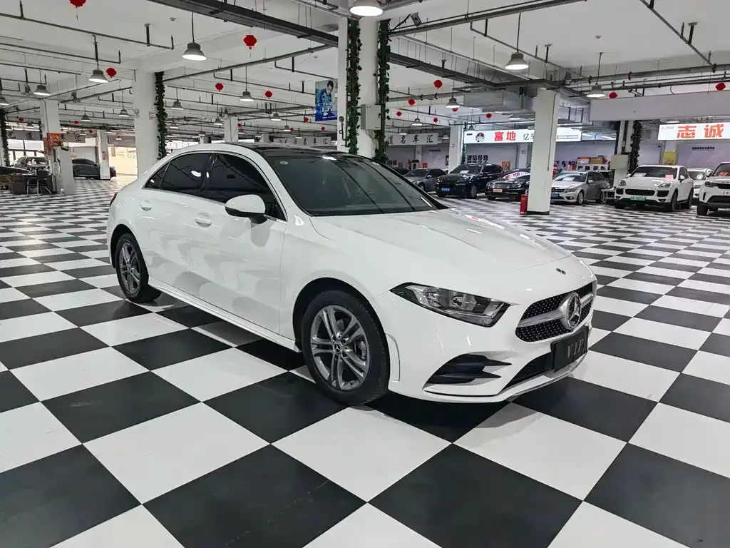Mercedes-Benz A-Class — фото 4