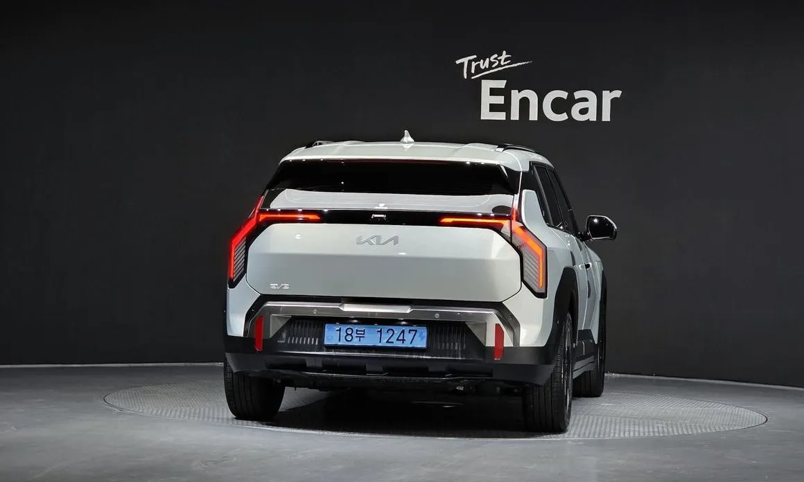 Kia EV3 — фото 4