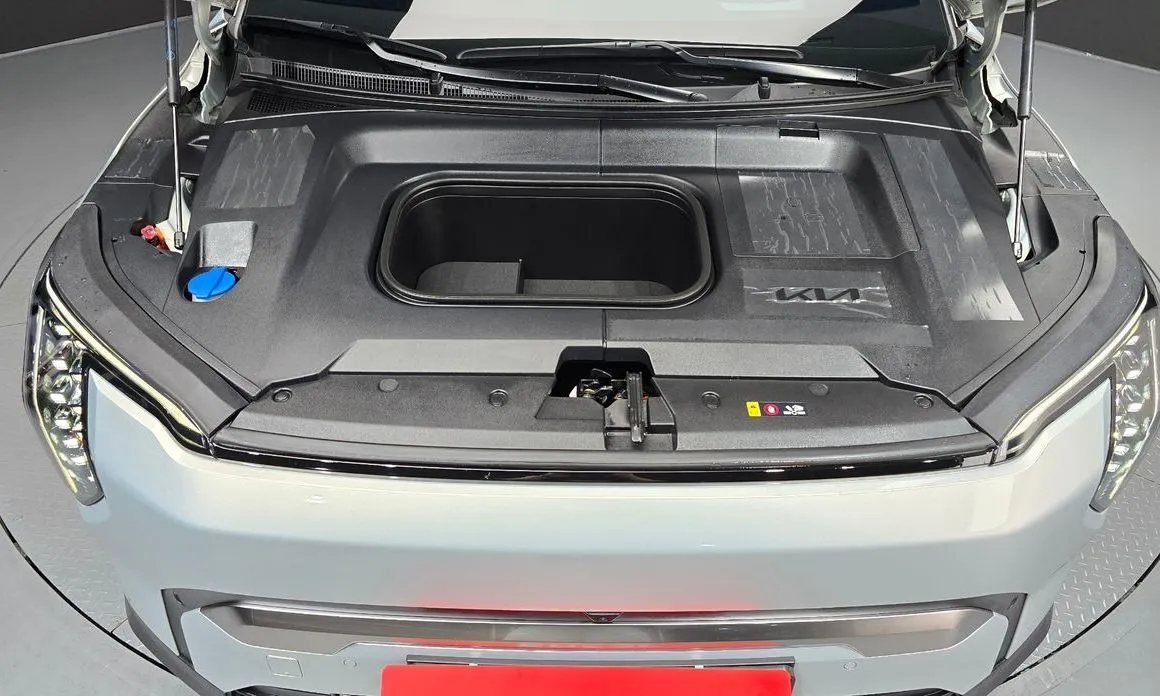 Kia EV3 — фото 8