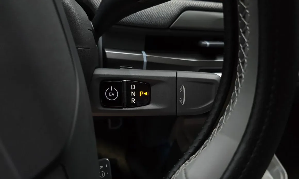 Kia EV3 — фото 3