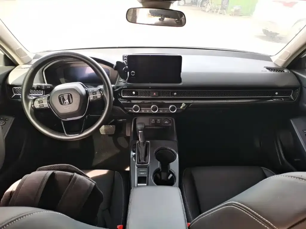 Honda Civic — фото 3