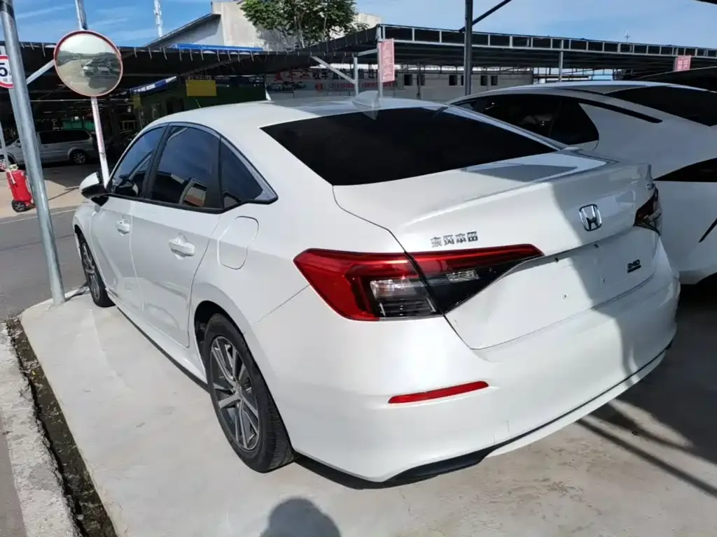 Honda Civic — фото 7