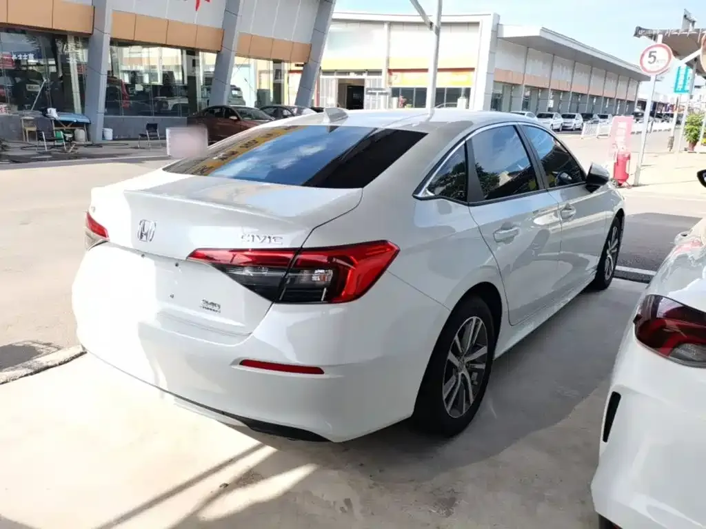 Honda Civic — фото 9