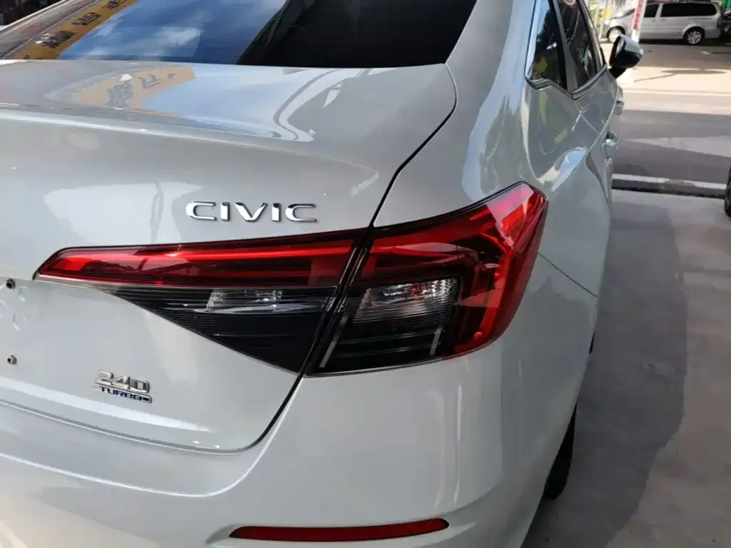 Honda Civic — фото 2
