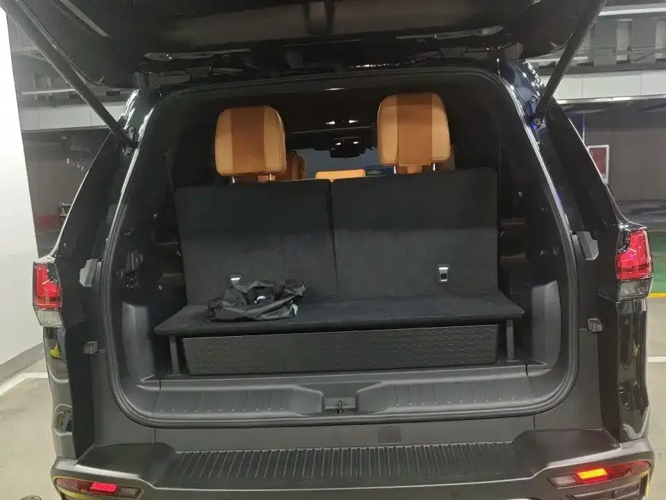 Lexus LX — фото 4